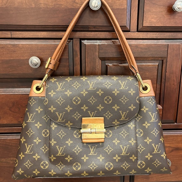 Louis Vuitton Handbags - Louis Vuitton Purse